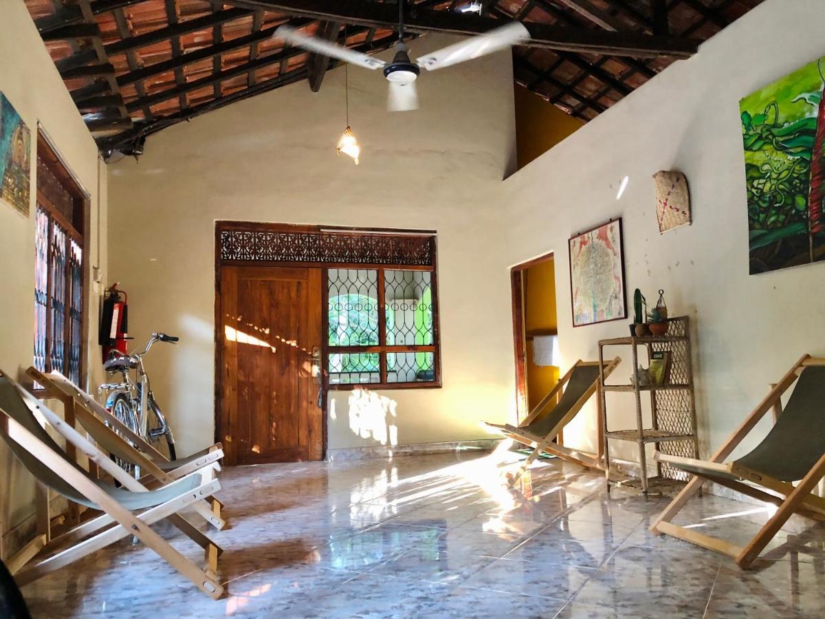 Kite House Cafe Bed and Breakfast Kalpitiya Exterior foto